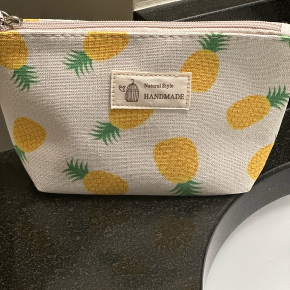Riah Pineapple Makeup Toiletries Bag - Picture 2 of 7